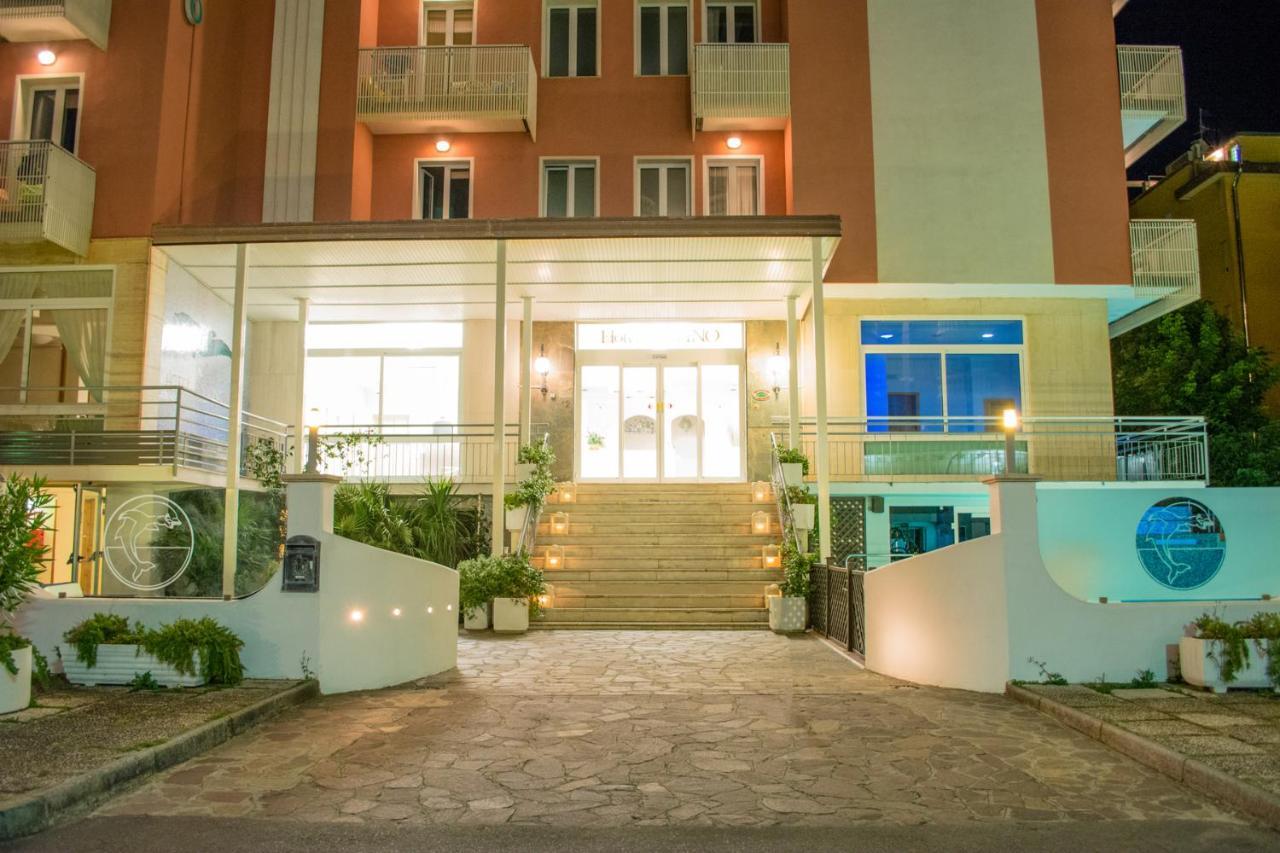 Hotel Delfino Мілано-Маріттіма Екстер'єр фото